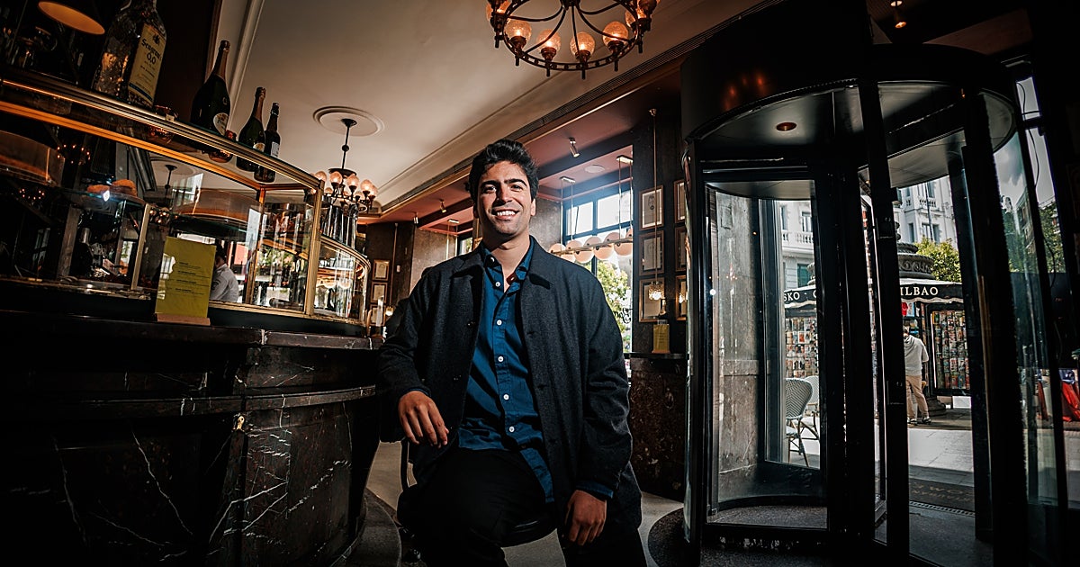 Luis Ybarra, director de la Bienal de Flamenco de Sevilla: «Mi sueño es que se vea este festival como la Semana Santa o la Feria»