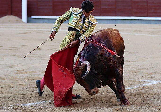 Emiliano Osornio, en una trincherilla al cuarto