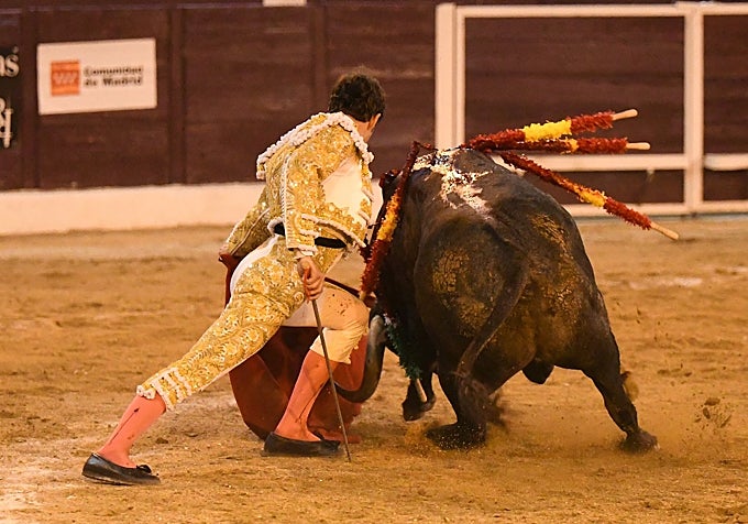 Inicio de Fernando Plaza con el quinto, de Adolfo