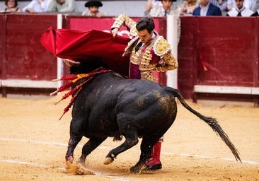 Tomás Rufo puntúa doble en tarde de pasiones contenidas