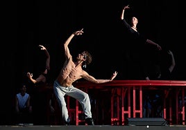 En los ensayos del 'Boléro' de Maurice Béjart: el ritual que cambió la historia de la danza