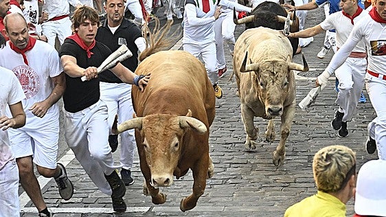 Encierro de San Fermín, en directo: heridos, ganadería y última hora en Pamplona hoy