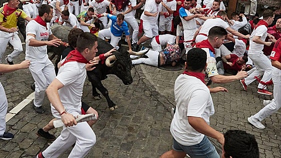 Encierro de San Fermín, en directo: heridos, ganadería y última hora en Pamplona hoy