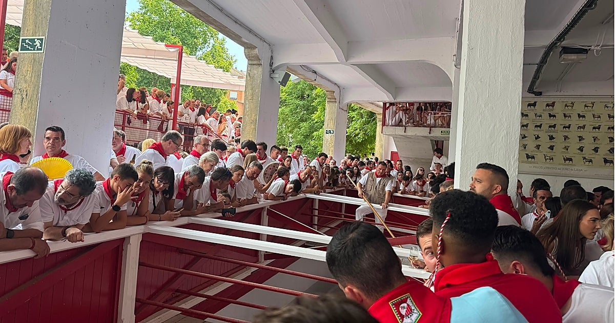 Navarra abraza a Sevilla en la antesala de la gran tarde