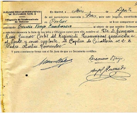 Imagen secundaria 1 - Parte del informe de Ruiz-Giménez pidiendo la revocación de la sentencia. Elección de Ruiz-Giménez como defensor de Bayo Cambronero. Final del informe de Ruiz-Giménez pidiendo la revocación de la sentencia.