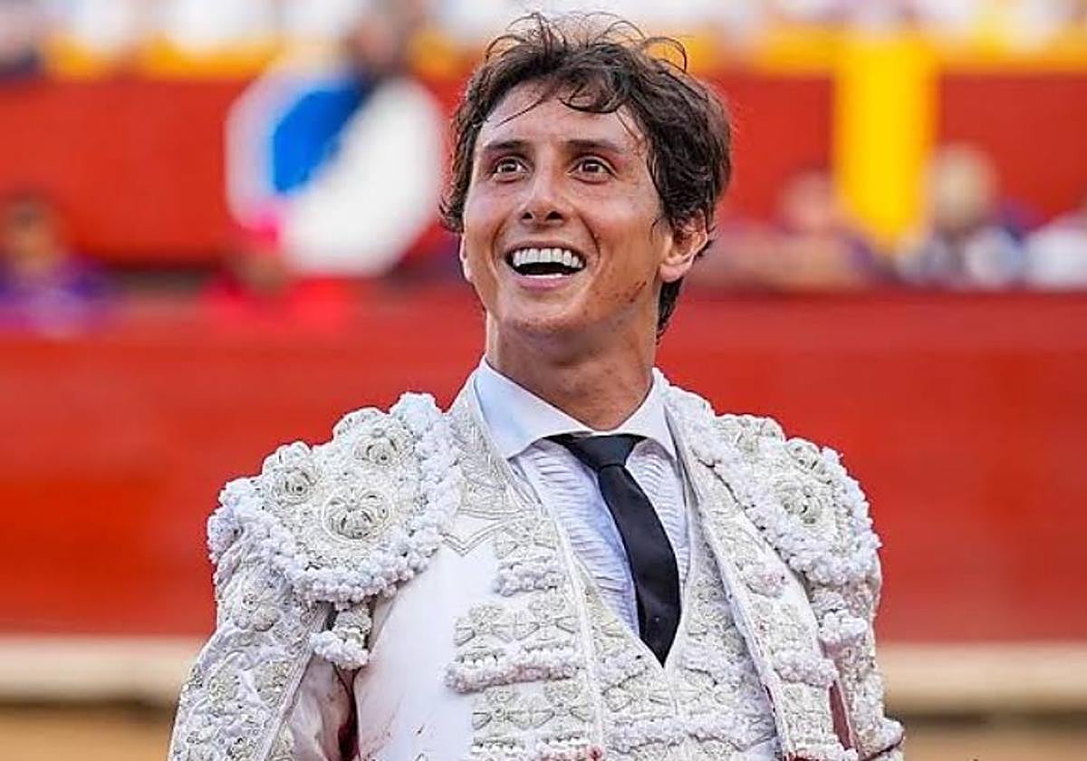 Máxima expectación por la segunda tarde de Roca, el Rey en Pamplona