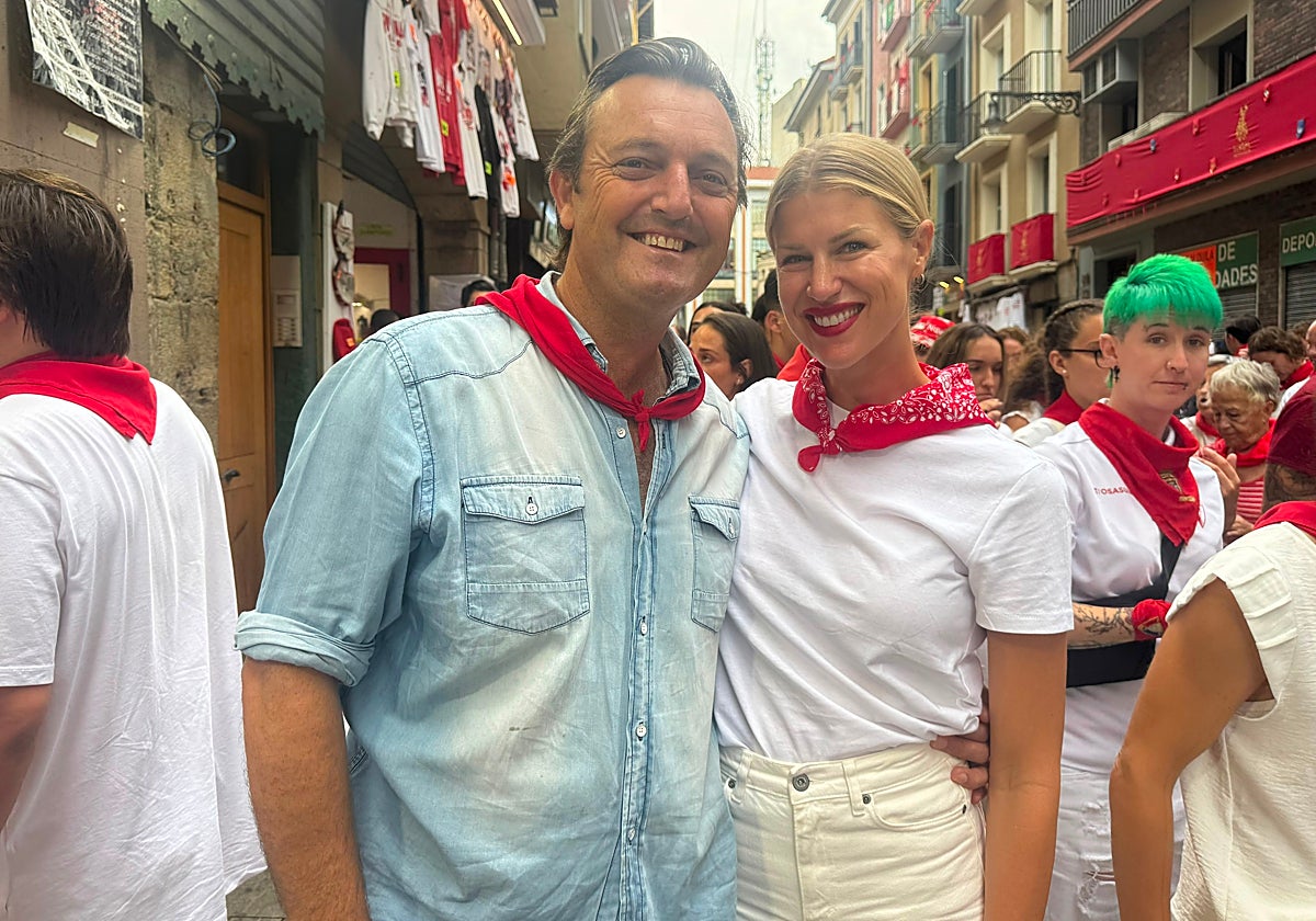Una texana tras la estela de Hemingway: la mujer del Tato debuta en el encierro