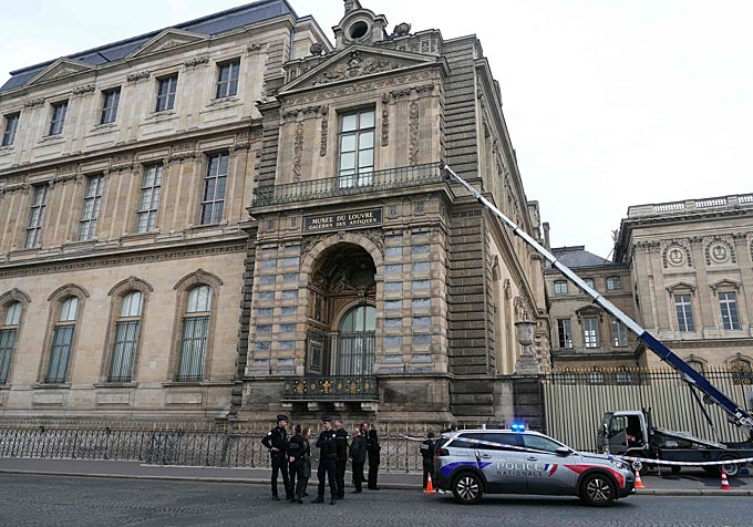 La escala empleada en el robo de la Galería de Apolo del Louvre.