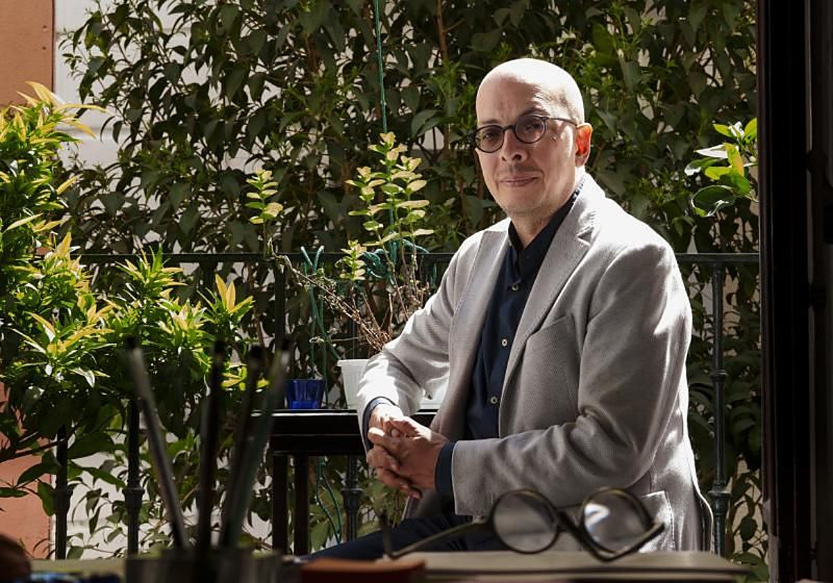 'Aló, verano' con Jorge Volpi: ««Ir de librerías sin comprar nada es mi forma secreta de perder el tiempo»