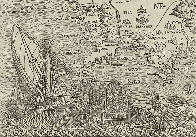 Un enorme monstruo ataca a una galera en el Egeo mientras los marineros tratan de repeler la embestida con lanzas en el mapa 'Totius Graeciae Descriptio' de Nikolaos Sophianos de 1545.