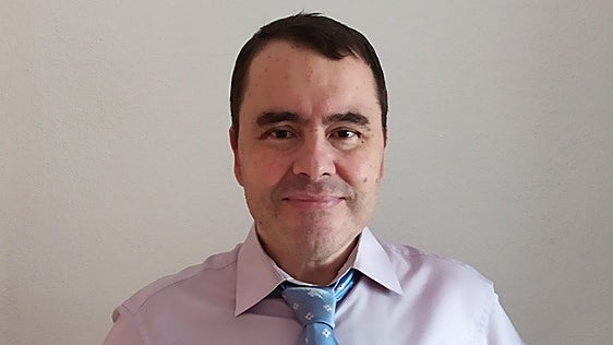 Pedro García Cueto, luminoso poemario