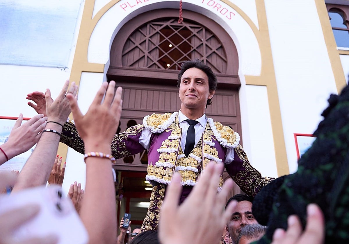 La capacidad de figura de Roca Rey rompe el maleficio de la puerta grande