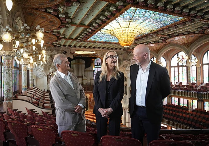 El director del Festival Castell de Peralada, Oriol Aguilà, la directora del Festival de Bayreuth y bisnieta de Richard Wagner, Katharina Wagner, y el director del Palau de la Música Catalana, Joan Oller