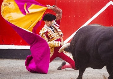 Un torbellino llamado Navalón arrasa en su presentación en Azpeitia