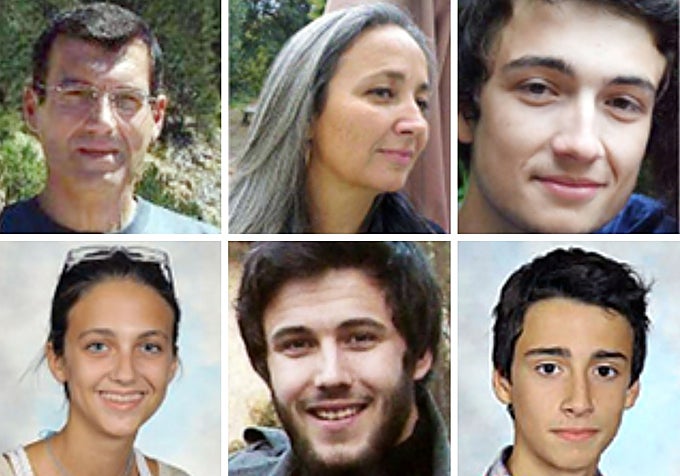 Arriba, de izquierda a derecha, Xavier Dupont de Ligonnès, el asesino de toda su familia; su esposa, Agnès, y su hijo Thomas. Abajo, de izquierda a derecha, los otros tres hijos, Anne, Arthur y Benoît.