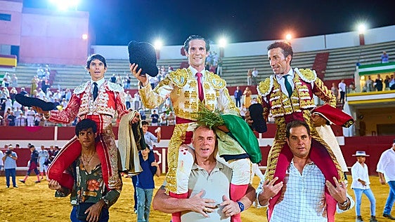 Castella, David de Miranda y Curro Durán abren de par en par La Mulata