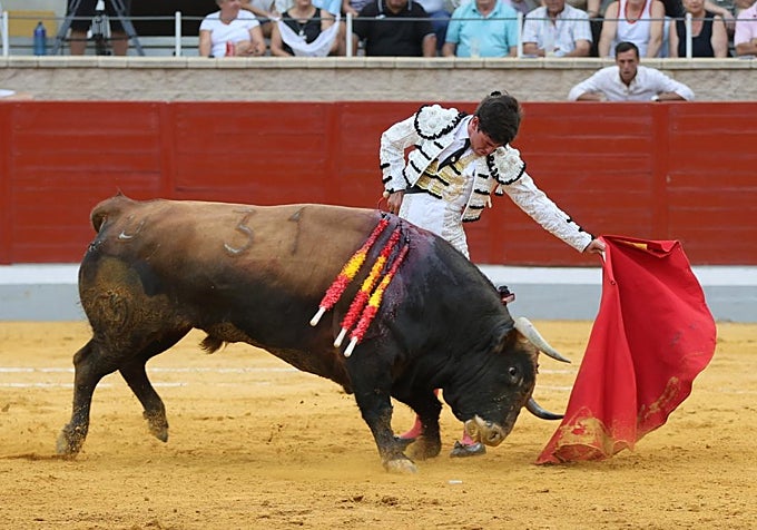 Jorge Hurtado al natural con el súperclase quinto