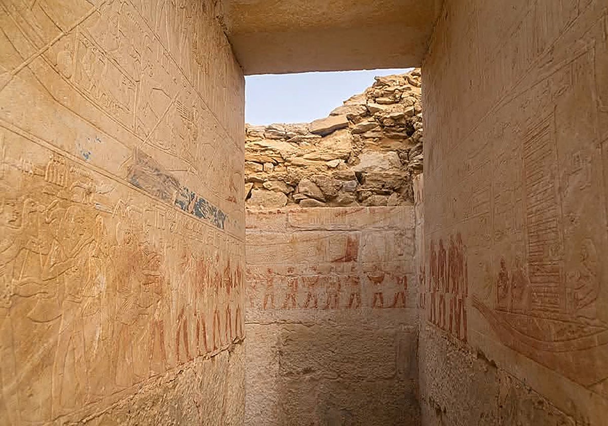 Egiptólogos españoles descubren en Saqqara una tumba doble de 4.300 años de antigüedad