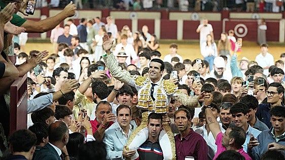 El romance de Emilio de Justo y la mala afición de la diosa Fortuna