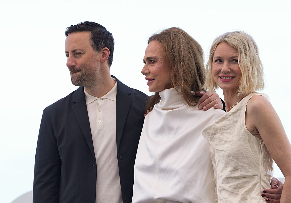 Naomi Watts, Penélope Cruz y un bucle temporal de 5 minutos