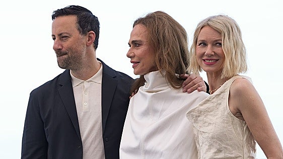 Naomi Watts, Penélope Cruz y un bucle temporal de 5 minutos