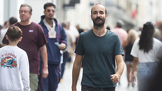 Eduard Sola, guionista: «Muy a mi pesar, el ser humano es lamentable»