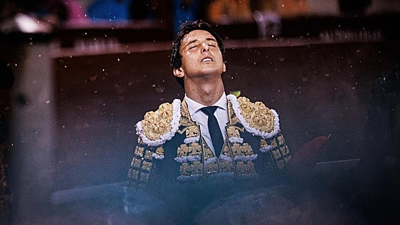 La dura crítica del 'Daily Mail' a Roca Rey: lo califica como el «peor torero del mundo»