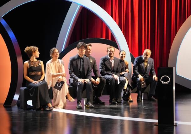 Los miembros del jurado que han decidido la Concha de Oro de la 74 edición del Festival de San Sebastián