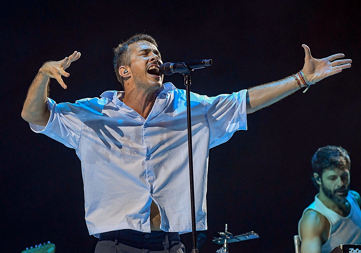 Vetusta Morla arranca nueva gira en un Sant Jordi arrodillado a sus pies