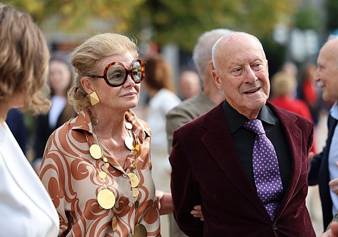 Norman Foster y su esposa, Elena Ochoa.