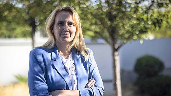 Noemí Trujillo: «Galdós denunció los vínculos entre la prostitución y el poder político; esas estructuras permanecen casi intactas hoy»