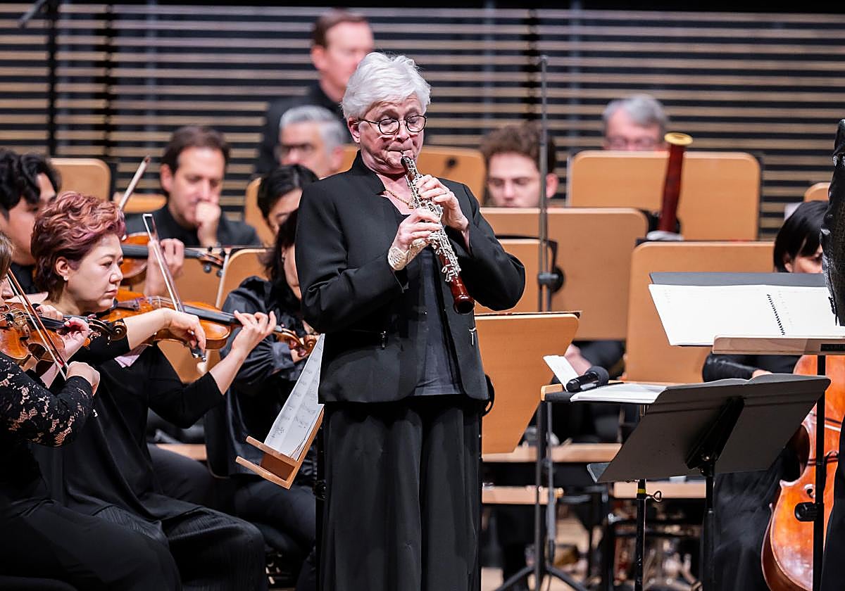 De tocar con Bernstein a un concierto en Corea del Norte: los 40 años de Sherry Sylar en la cima de la música clásica