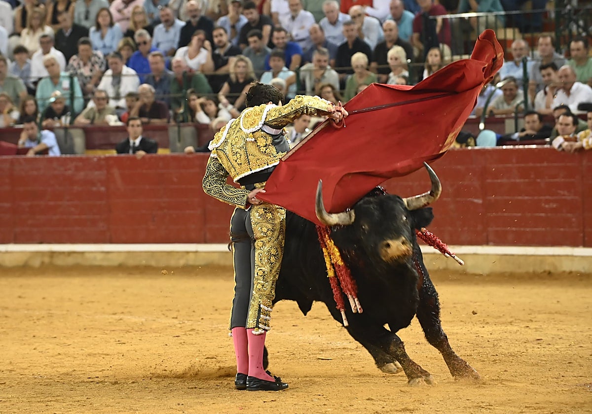 Las medias tintas nunca dieron tardes de toros