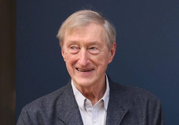 Julian Barnes en el Hotel Reconquista de Oviedo.