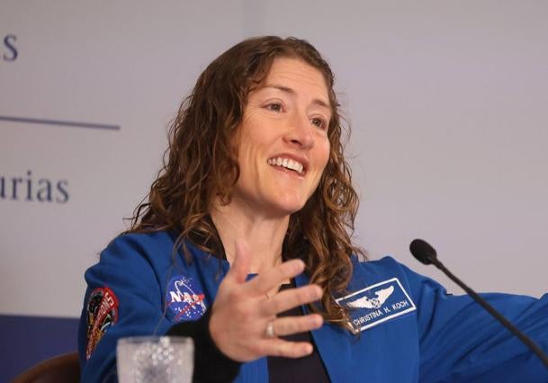 Christina Koch en la rueda de prensa de los Premios Princesa de Asturias.