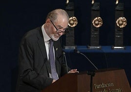 Timothy Garton Ash.
