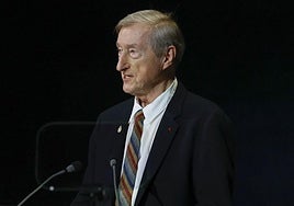 Julian Barnes, durante la lectura de su discurso