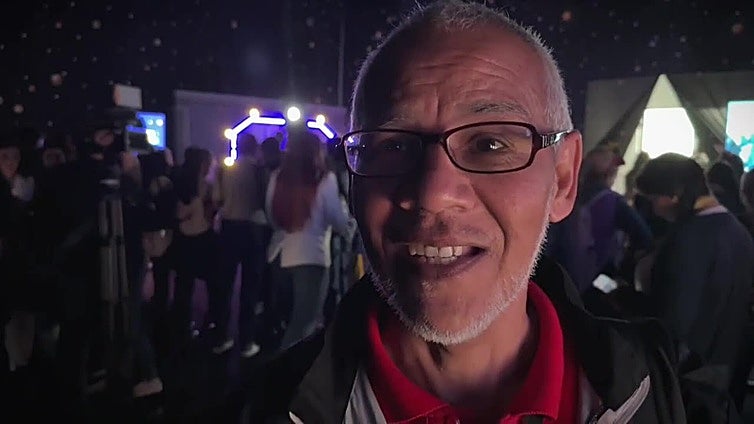 Exposición sirve de distracción para niños venezolanos en medio de tensiones con EEUU