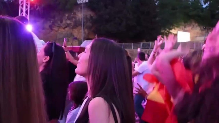 Dos Hermanas vivió con emoción la actuación de Melody en Eurovisión