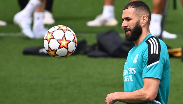 Agua alcalina, brebajes y paz familiar: la receta de Benzema