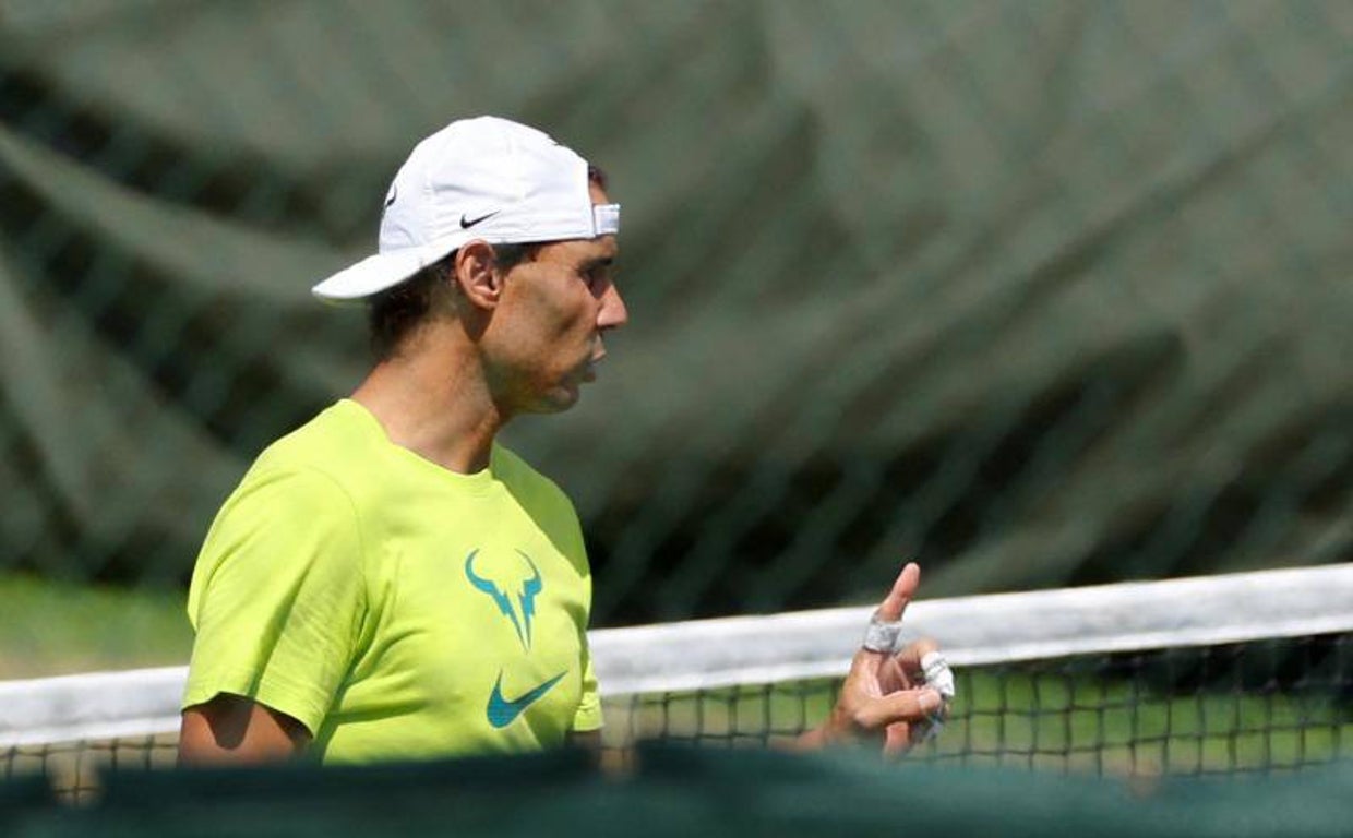 Nadal, durante su entrenamiento del jueves en Wimbledon