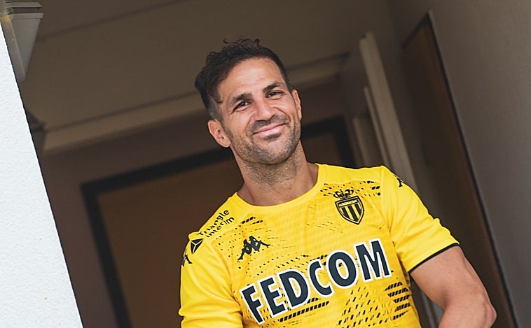 Fábregas sorprende al elegir el Como, de la Segunda italiana