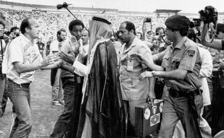 Un jeque kuwaití, un árbitro ucraniano y un misterioso maletín: lío mundial en España 82