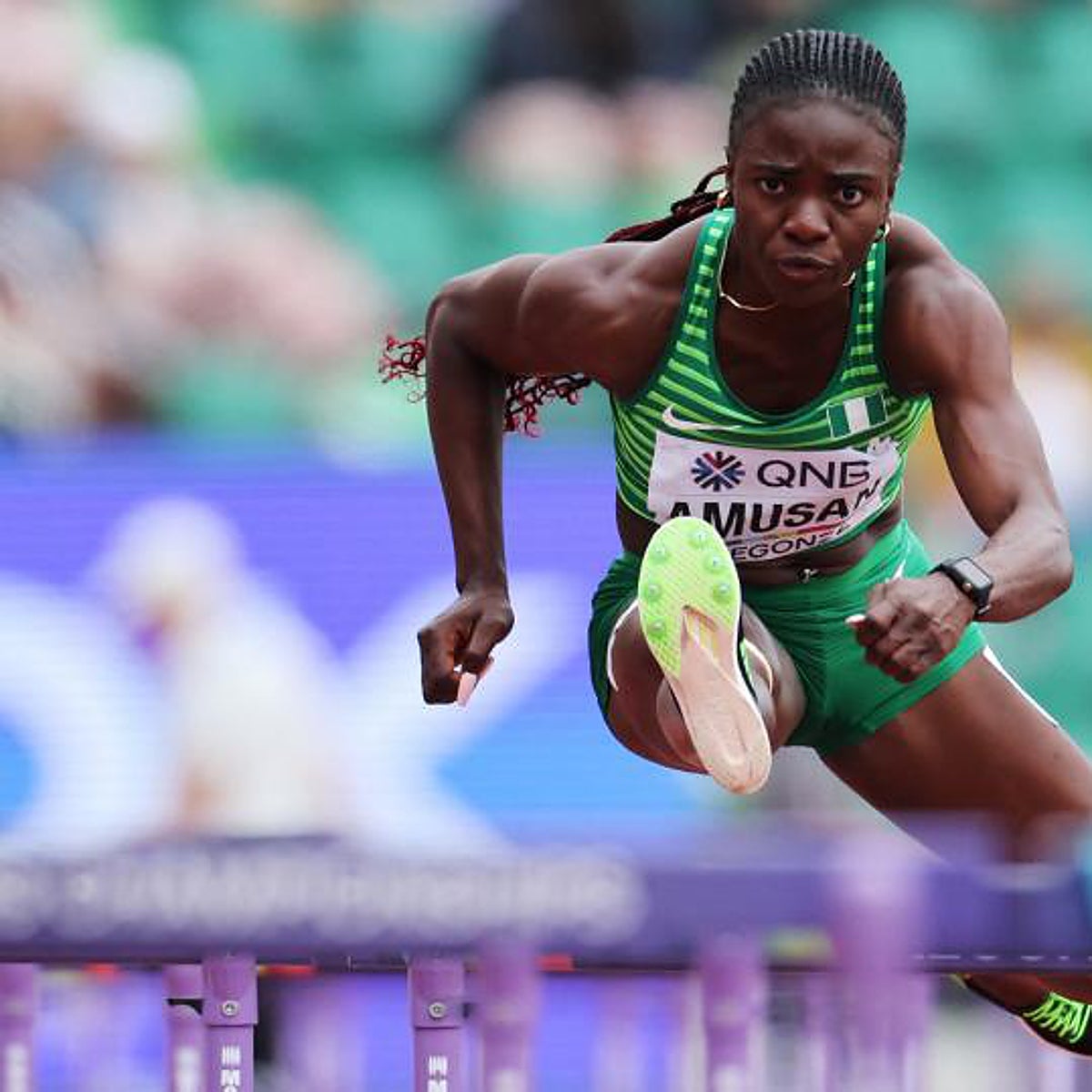 Bombazo de la nigeriana Tobi Amusan: récord del mundo en los 100 vallas