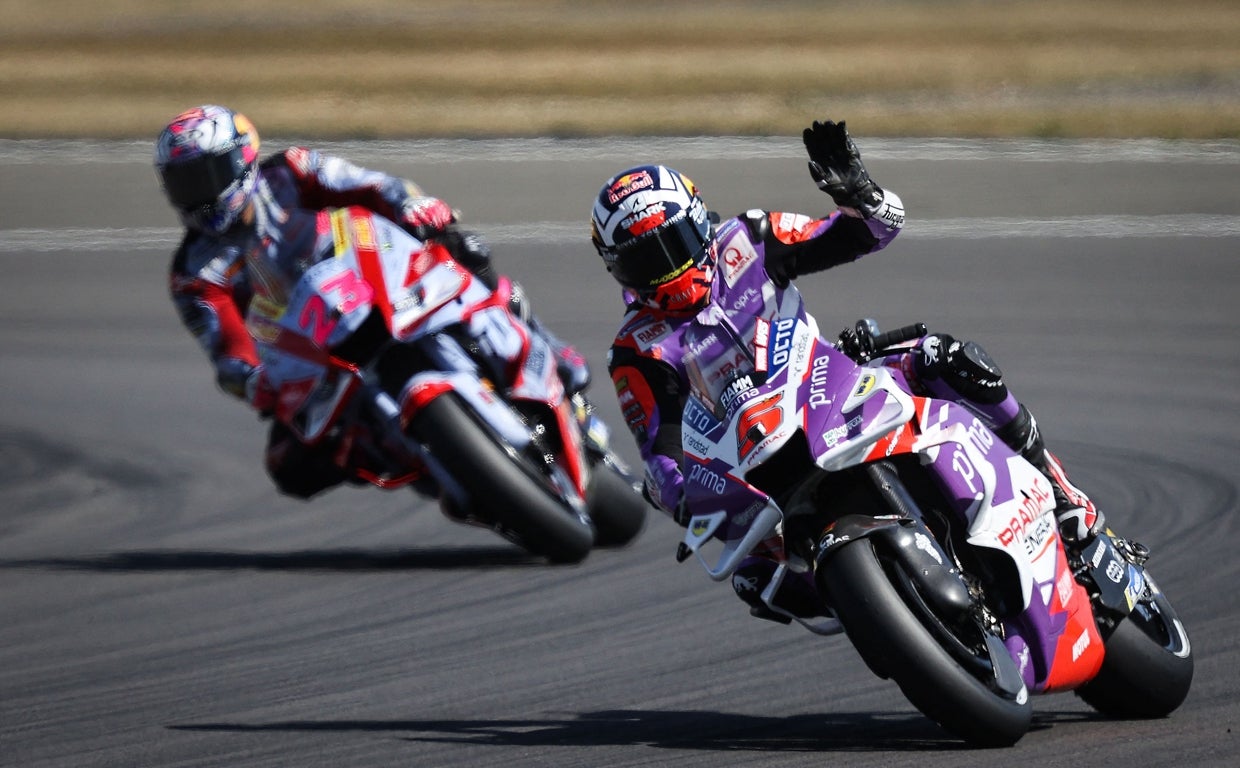 Zarco, tras conseguir la pole en Silverstone