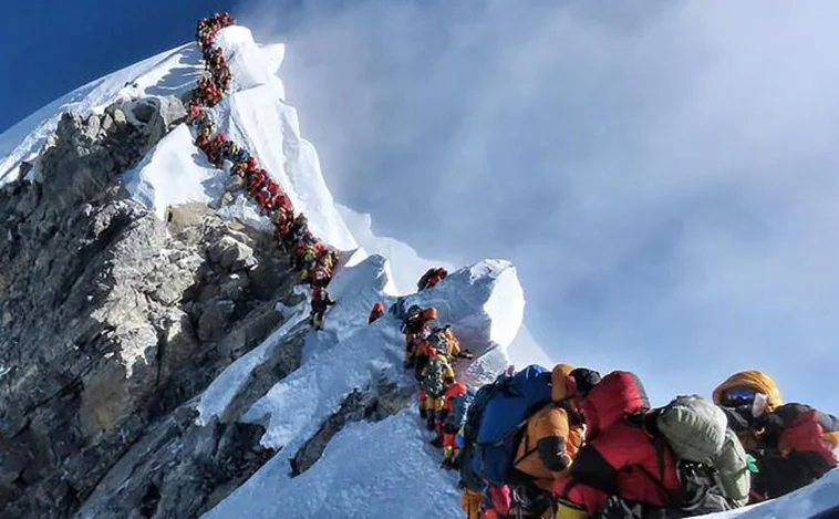 Nims Purja, el escalador que rescató la gloria para los sherpas