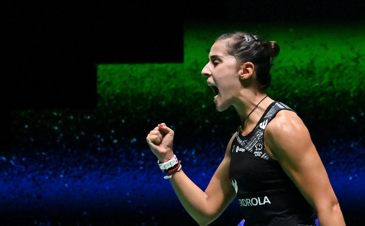 Carolina Marín celebra su triunfo en el partido