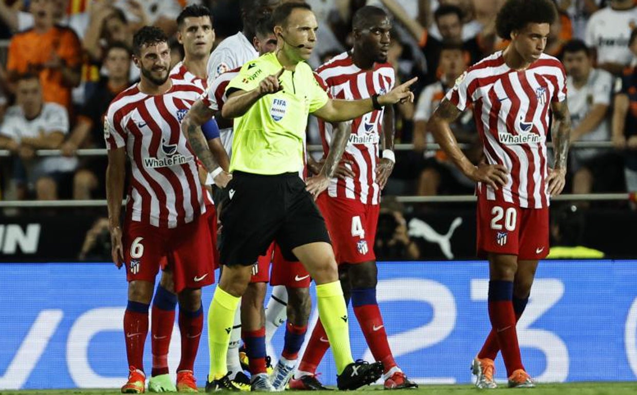 Cuadra, dos veces corregido por el VAR