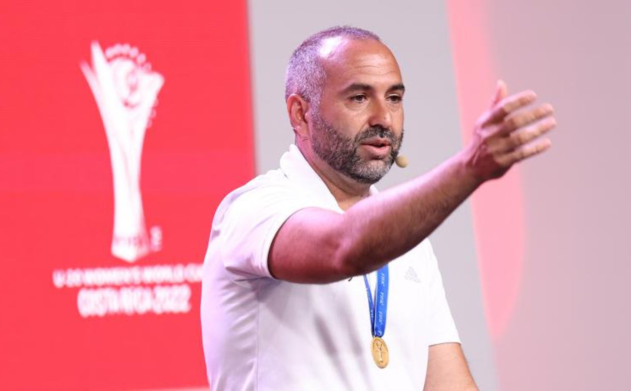 Pedro López deja de ser el seleccionador español sub-19 y sub-20