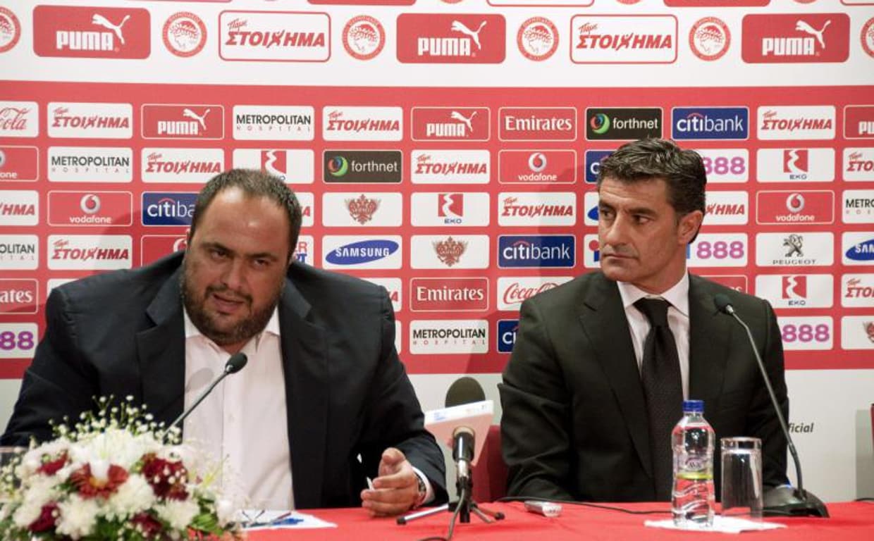 'Michel' y el presidente del Olympiakos, Evangelos Marinakis, durante su primera etapa en el club heleno